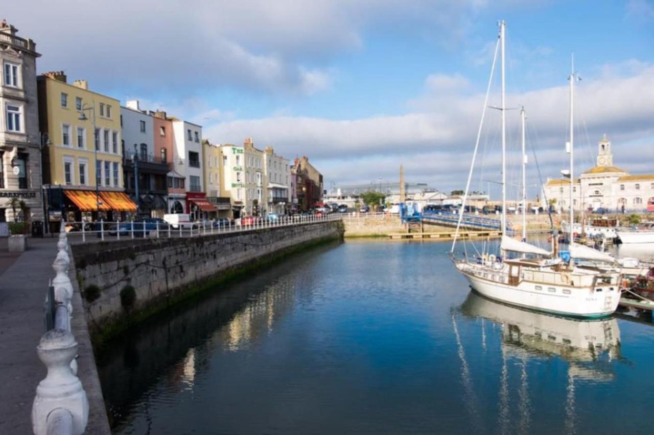 Vitamin Sea - Beachfront Apartment - Sleeps 4 Ramsgate Eksteriør billede