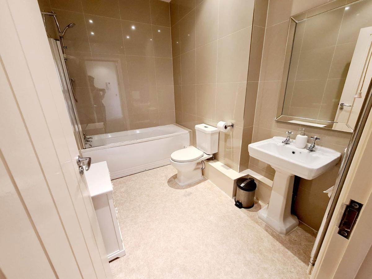Vitamin Sea - Beachfront Apartment - Sleeps 4 Ramsgate Eksteriør billede