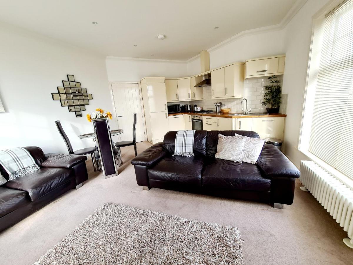 Vitamin Sea - Beachfront Apartment - Sleeps 4 Ramsgate Eksteriør billede