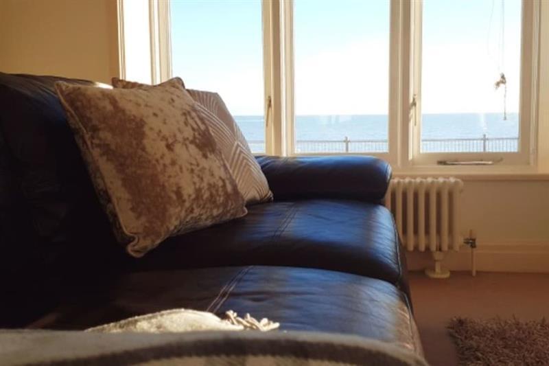 Vitamin Sea - Beachfront Apartment - Sleeps 4 Ramsgate Eksteriør billede